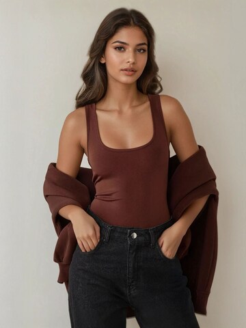 Hiccup Top in Braun