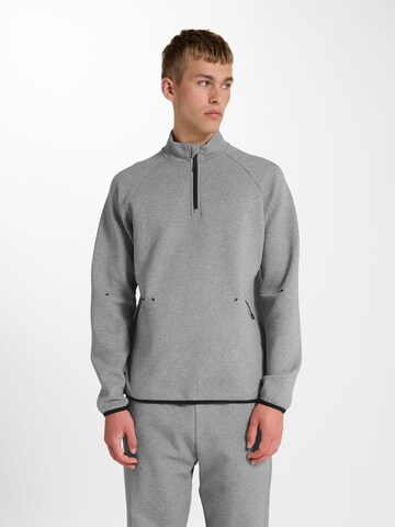 Hummel Pullover in Grau: Vorderseite