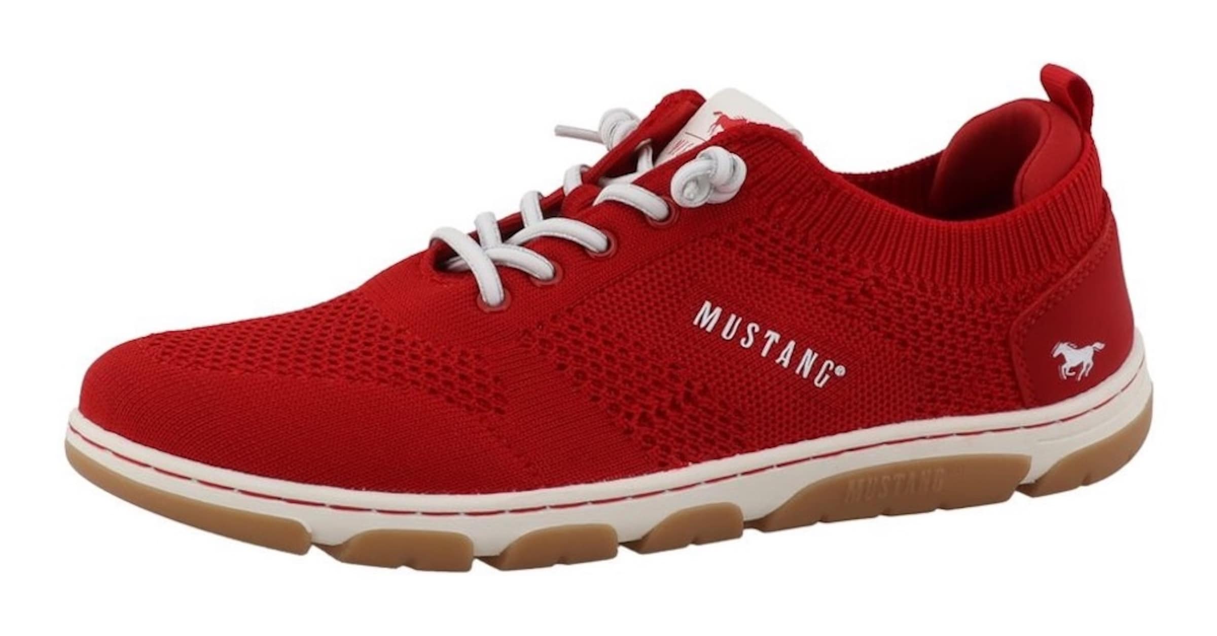 MUSTANG Slip-Ons in Red: front