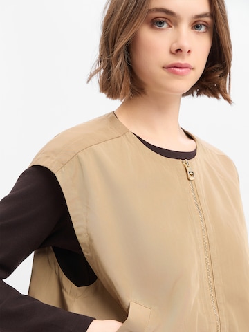 Gilet Marie Lund en beige