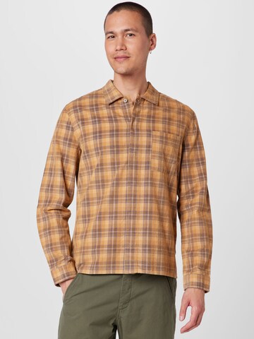 Folk Regular fit Button Up Shirt in Orange: front