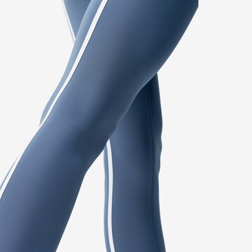 Born Living Yoga Skinny Legging 'Vani' in Blau