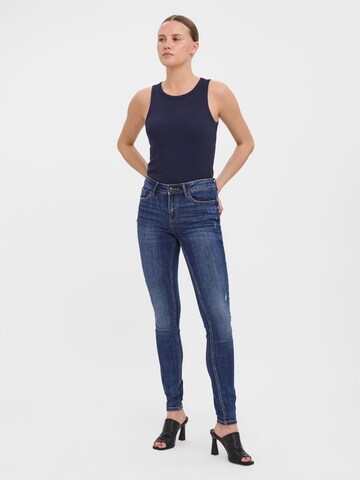 Skinny Jean 'SEVEN' VERO MODA en bleu