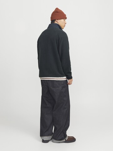 JACK & JONES Sweatshirt in Groen