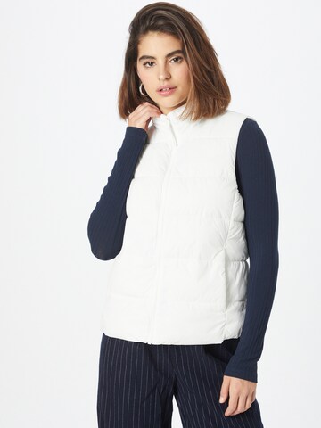 GAP Vest in White: front