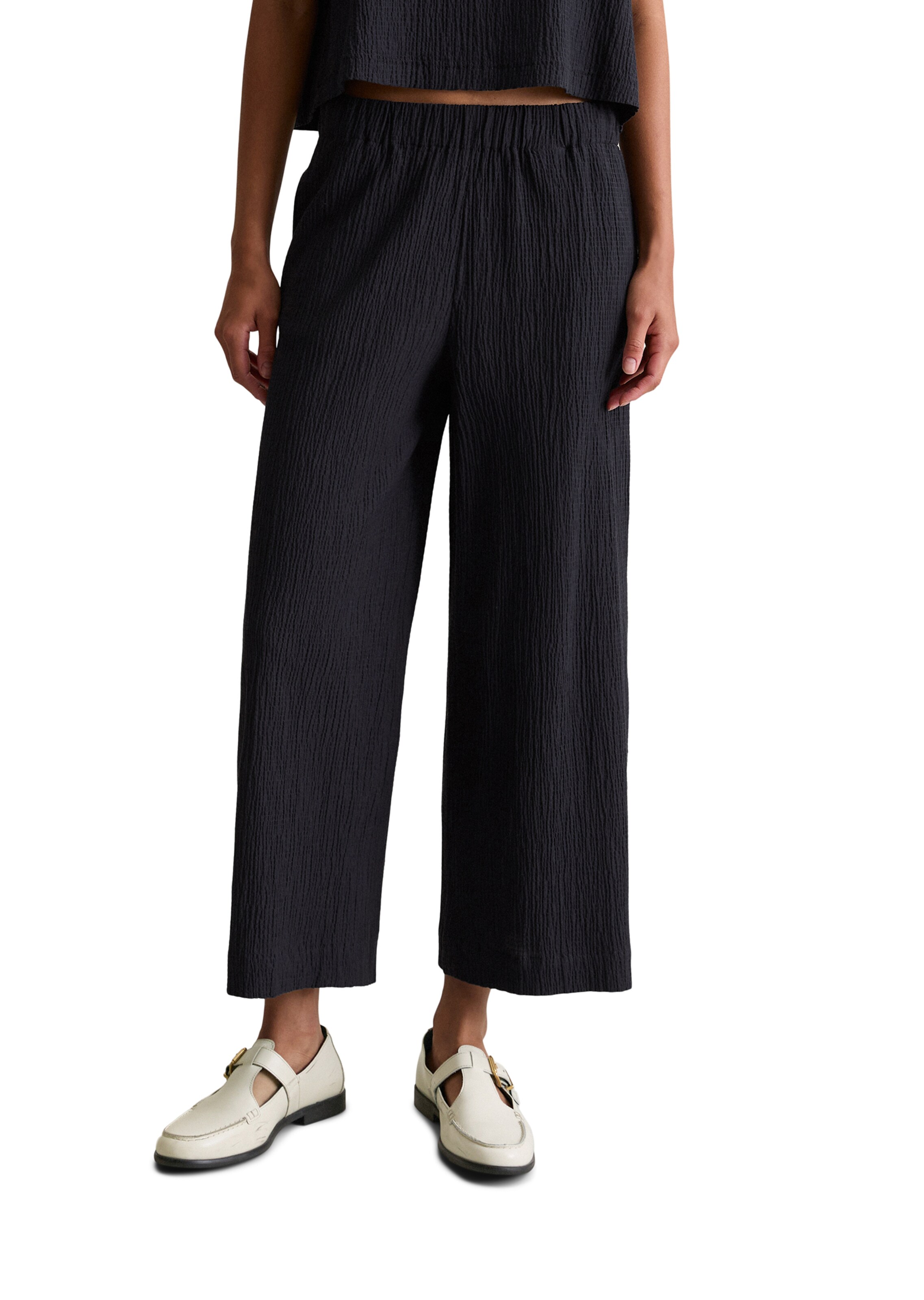 Marc O'Polo DENIM Wide Leg Hose in Schwarz: Vorderseite