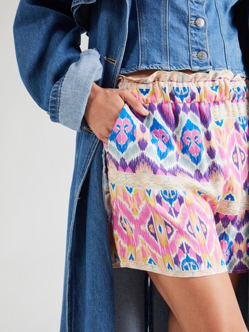 ONLY Loosefit Shorts 'ALMA' in Pink