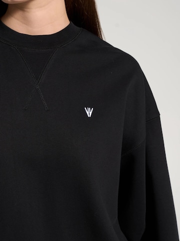 NOWIHT Sweatshirt 'Linnea' in Black