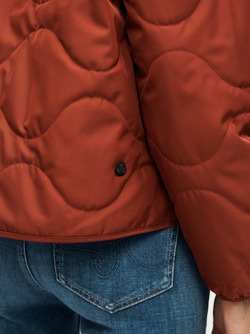 Veste mi-saison 'DESI' SAVE THE DUCK en rouge