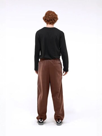 Pantaloni 'Hose' di Giesto in marrone