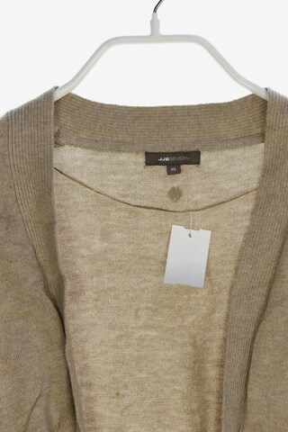 JJB BENSON Sweater & Cardigan in XL in Beige