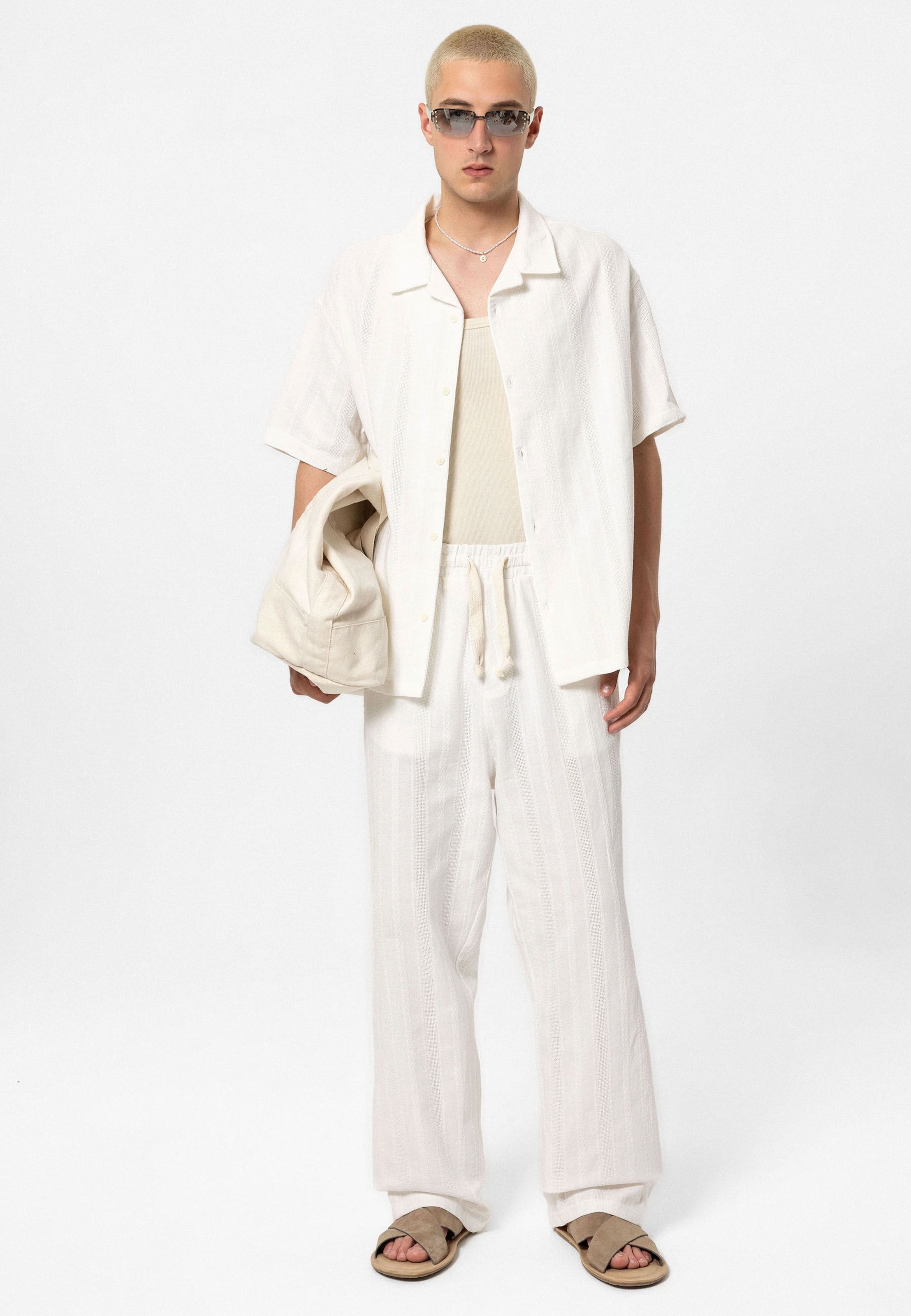 VAMOS CLO - Comfort Fit Camisa em branco