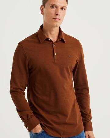 WE Fashion Slim fit T-shirt i brun: framsida