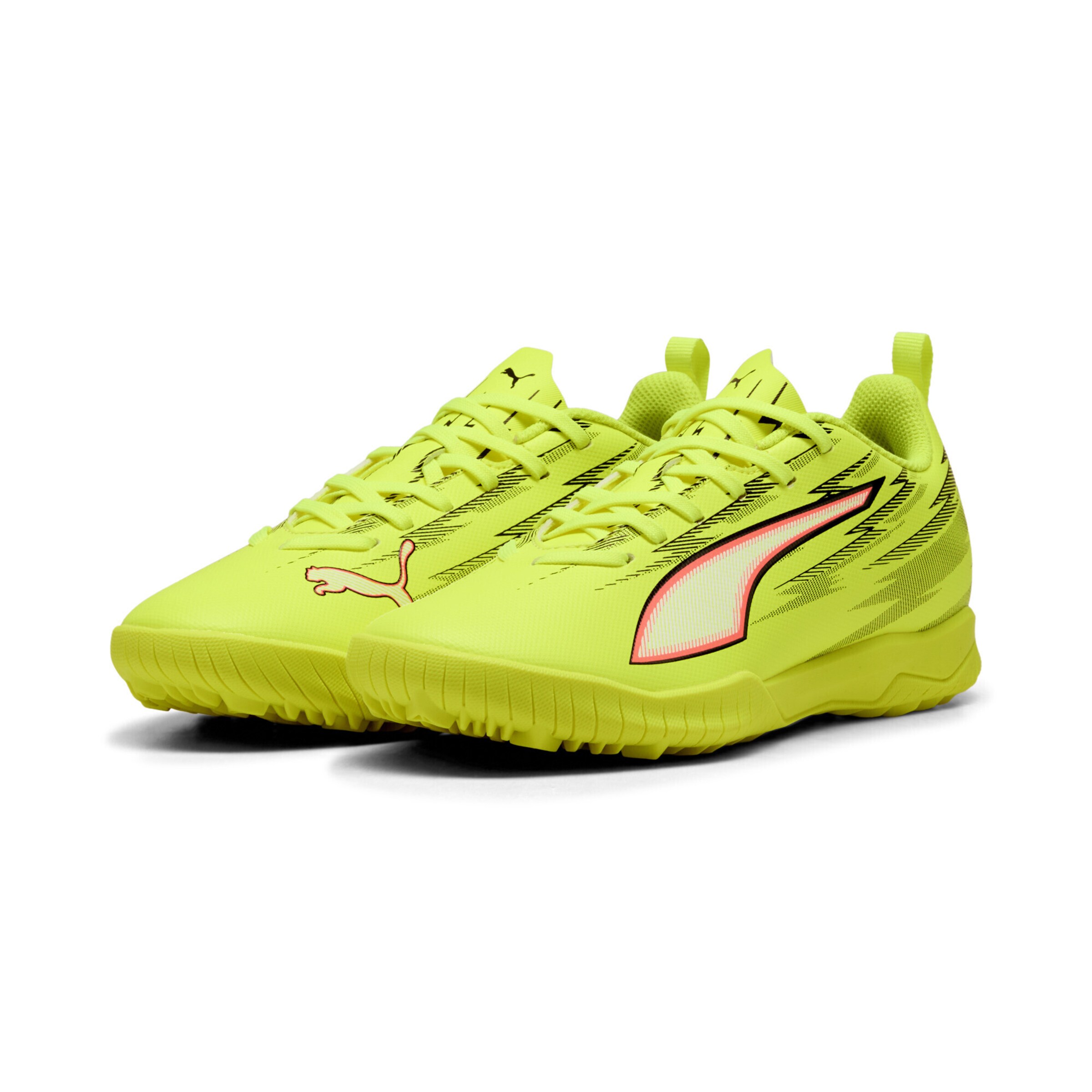 PUMA Sports shoe 'Ultra 6 Play' in Yellow