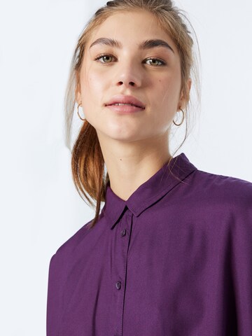 Camicia da donna di Monki in lilla