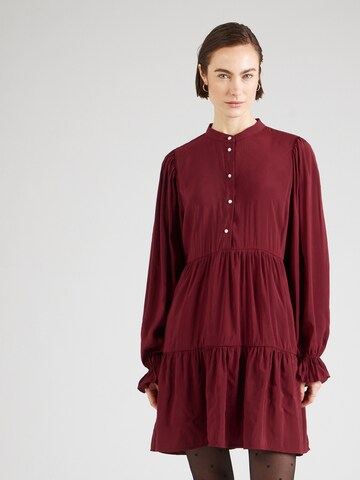 Abito camicia 'PCNessa' di PIECES in rosso: frontale