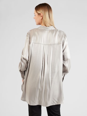 PIECES Curve Blouse 'SOLA' in Silver