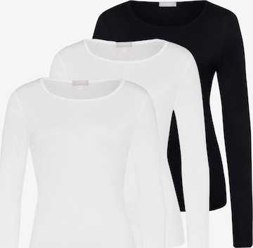 Hanro Undershirt 'Ultralight' in Black: front