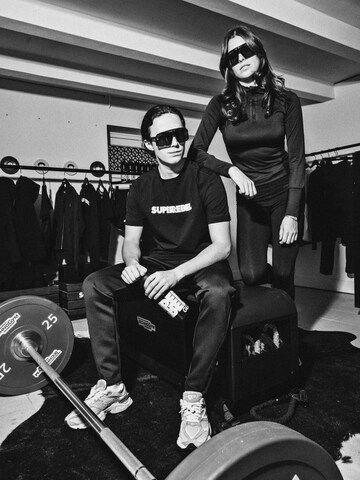 Maglietta 'KEANU' di SUPERREBEL® GEAR in nero