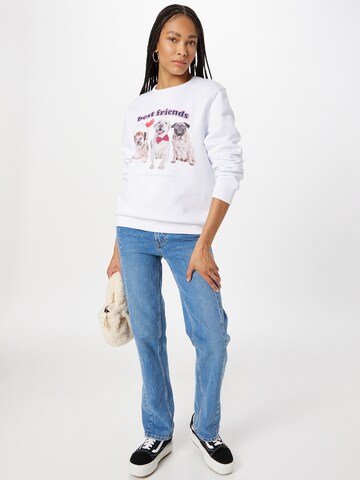 EINSTEIN & NEWTON Sweatshirt 'Klara Geist' in White