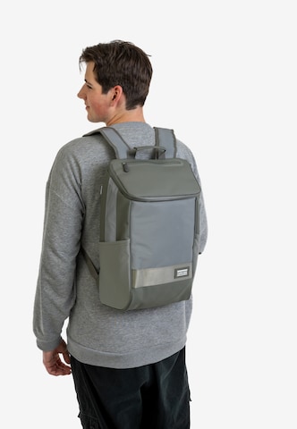 OAK25 Ryggsäck 'Daybag' i grå