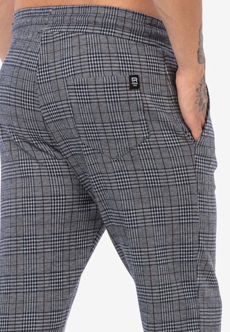 Redbridge Slim fit Pants 'Loughborough' in Grey