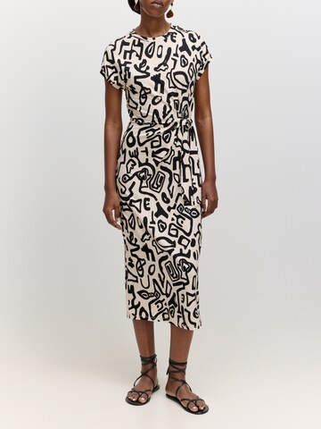 EDITED Kleid 'Milla' in Beige: Vorderseite
