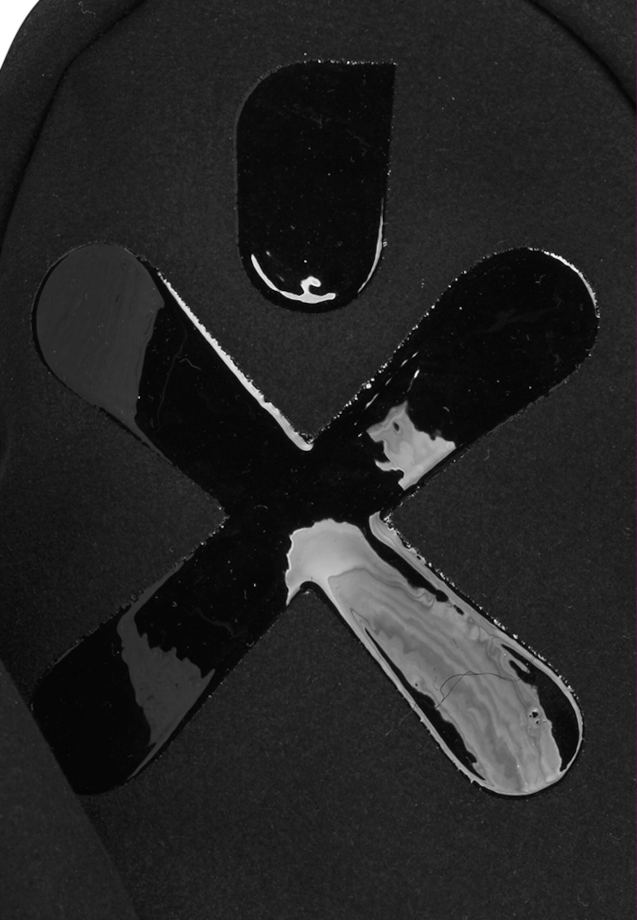 BULA Mittens in Black