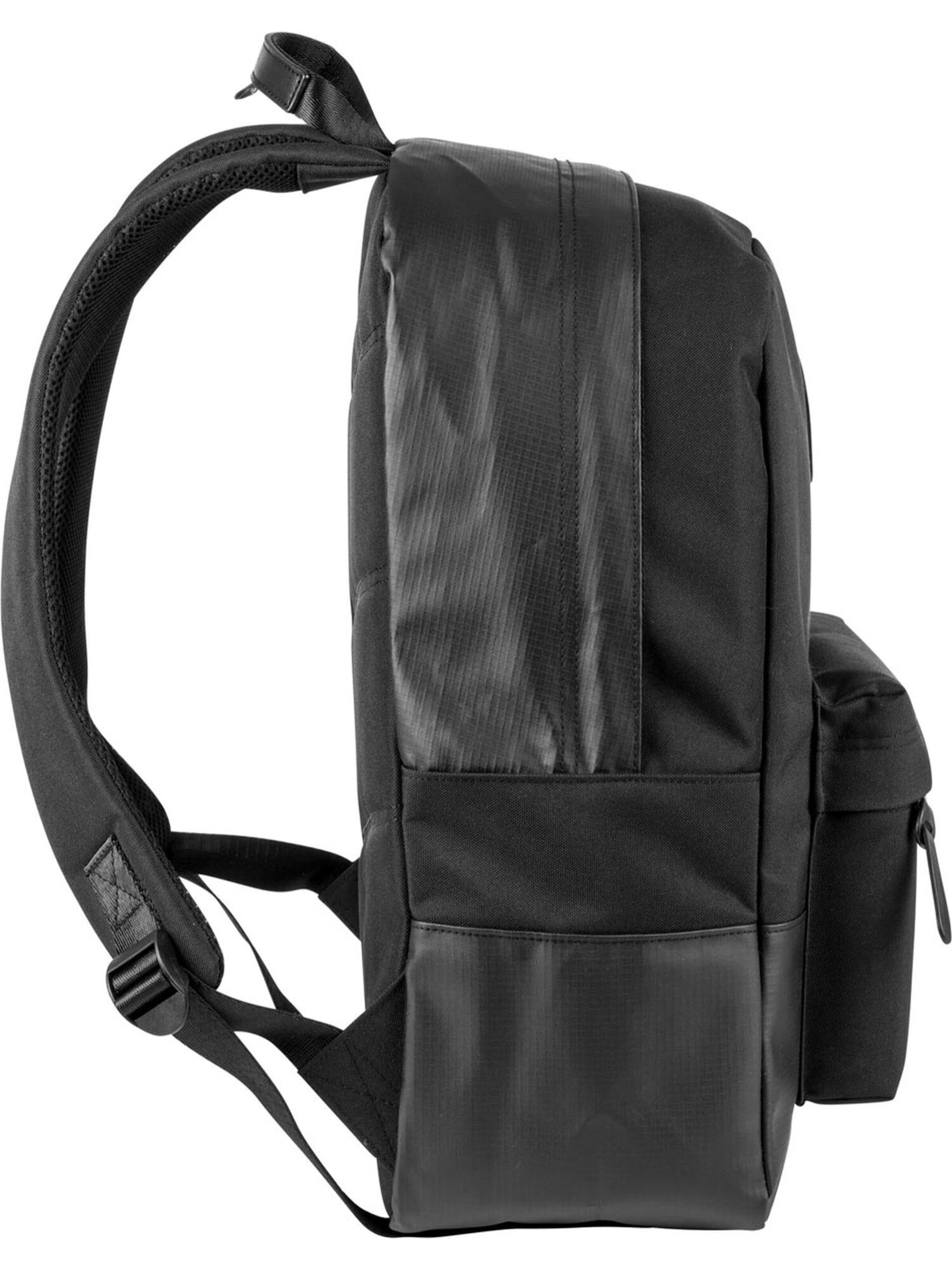 NITRO Backpack in Black