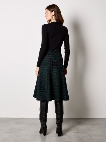 Apricot Dress ' ' in Black