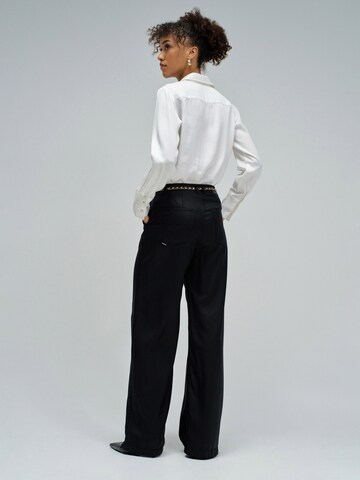 Salsa Jeans Loosefit Hosen Chino in Schwarz