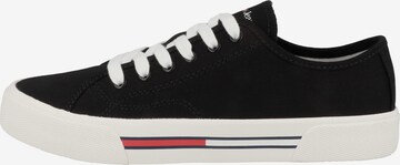 Tommy Jeans Sneakers in Black