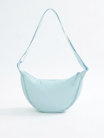 MEVYRA Crossbody Bag in Blue