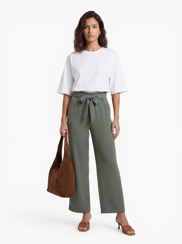 Wide leg Pantaloni con pieghe 'VMCARLA' di VERO MODA in verde