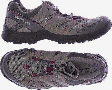 SALOMON Sneaker 39 in Grau: predná strana