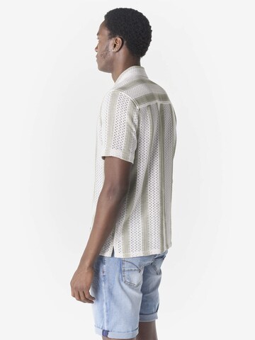 KOROSHI - Ajuste regular Camisa en verde