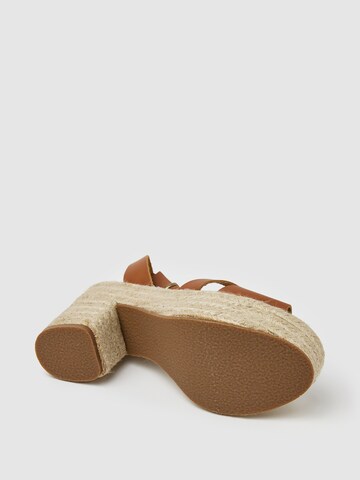 Pepe Jeans Sandals 'Taffy Day' in Brown