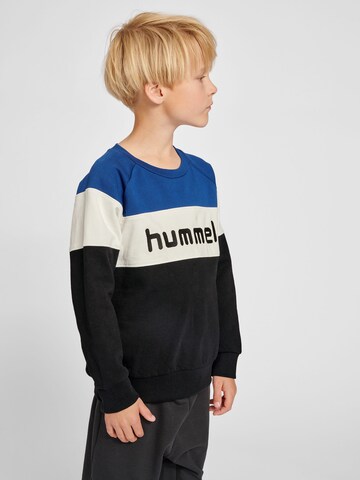 Hummel Sweatshirt in Blauw