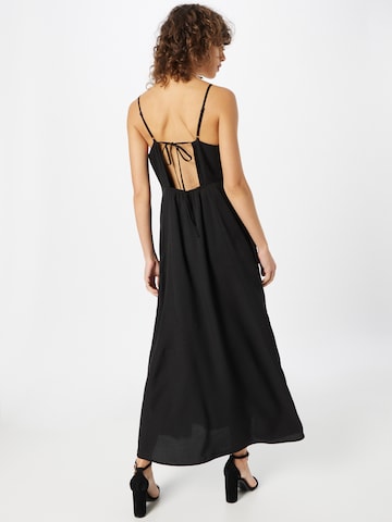 Rochie 'Judi' de la PULZ Jeans pe negru