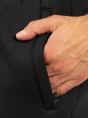 Smilodox Tapered Trousers 'Rayk' in Black