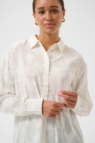 Kaffe - Blusa 'KACassia' en blanco