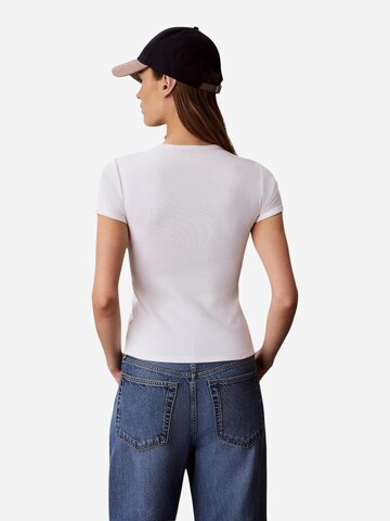 Maglietta 'LV047G816G' di Calvin Klein Jeans in bianco