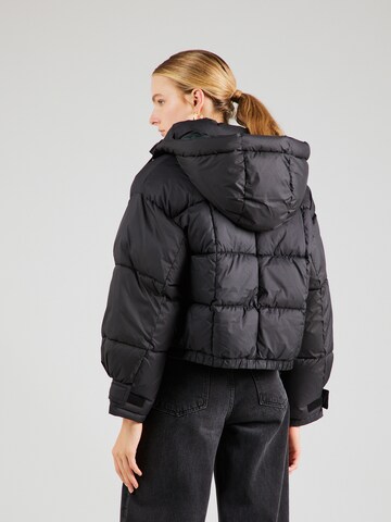 LEVI'S ® Between-Season Jacket 'Baby Trapeze Puff' in Black