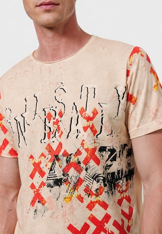 Rusty Neal T-Shirt in Beige