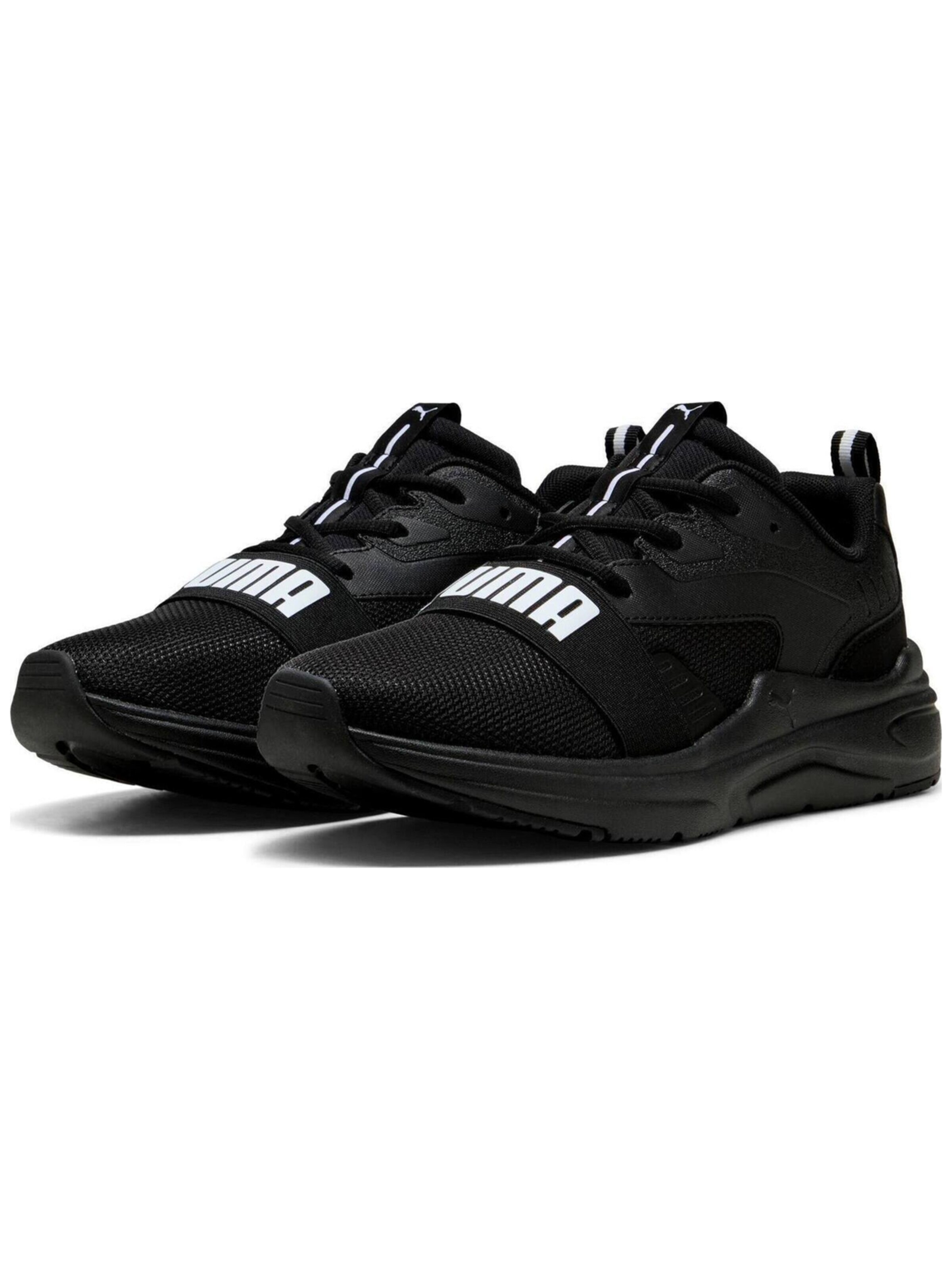 Sneaker bassa di PUMA in nero