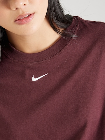 Nike Sportswear Póló 'Essential' - piros