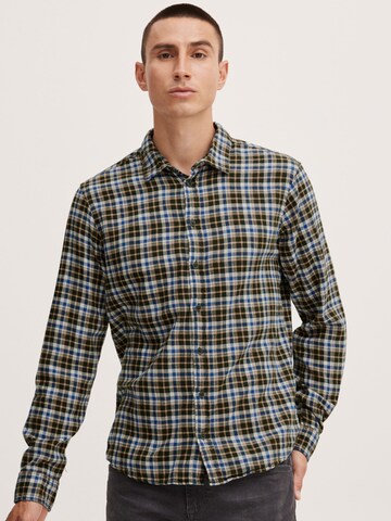 Coupe regular Chemise ' 20714322 ' BLEND en bleu : devant