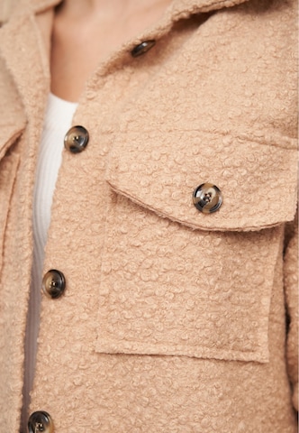 Cloud5ive Tussenmantel in Beige