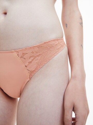 String Calvin Klein Underwear en rose