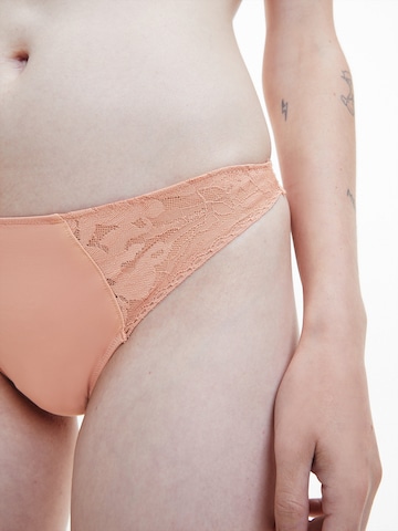 Calvin Klein Underwear Thong in Pink